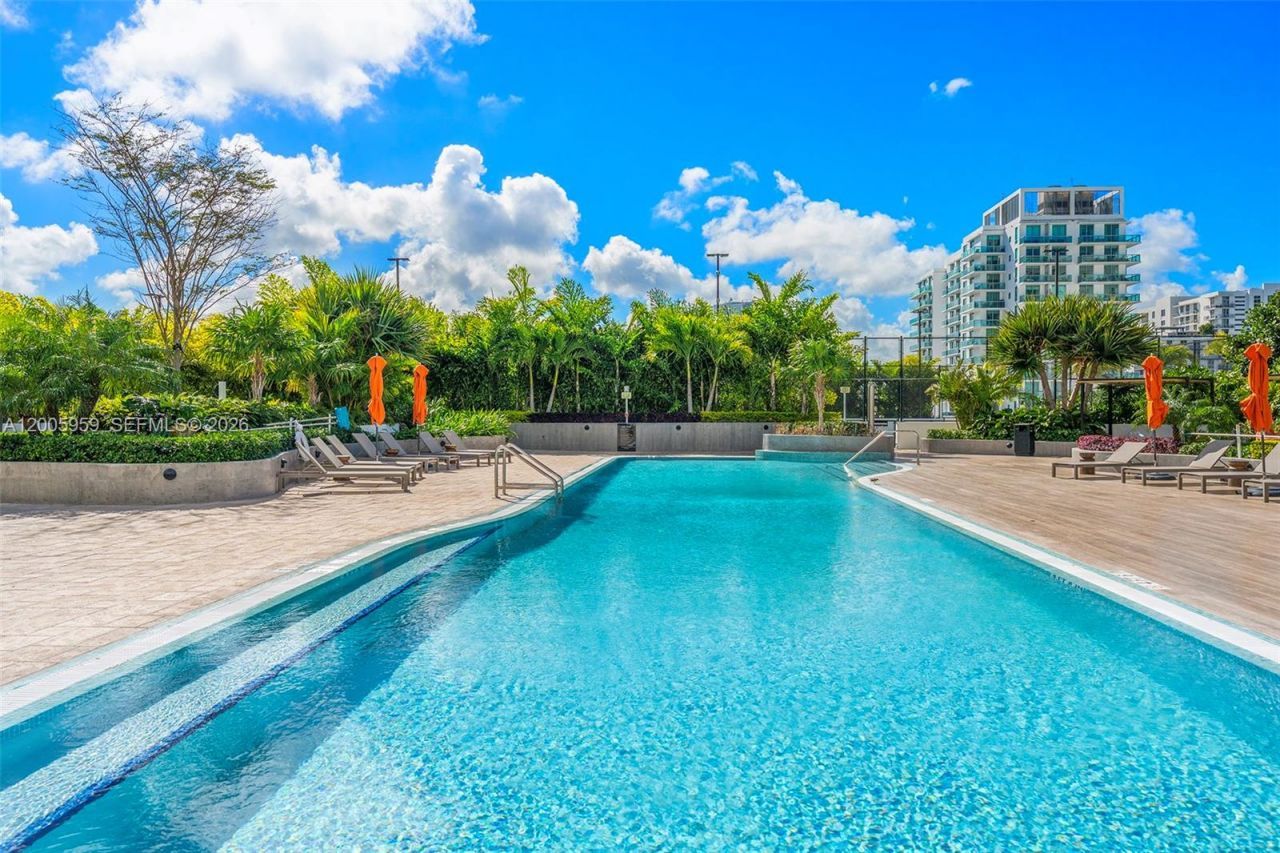 700 NE 24th St , Unit 3201, Miami, FL 33137 Photo