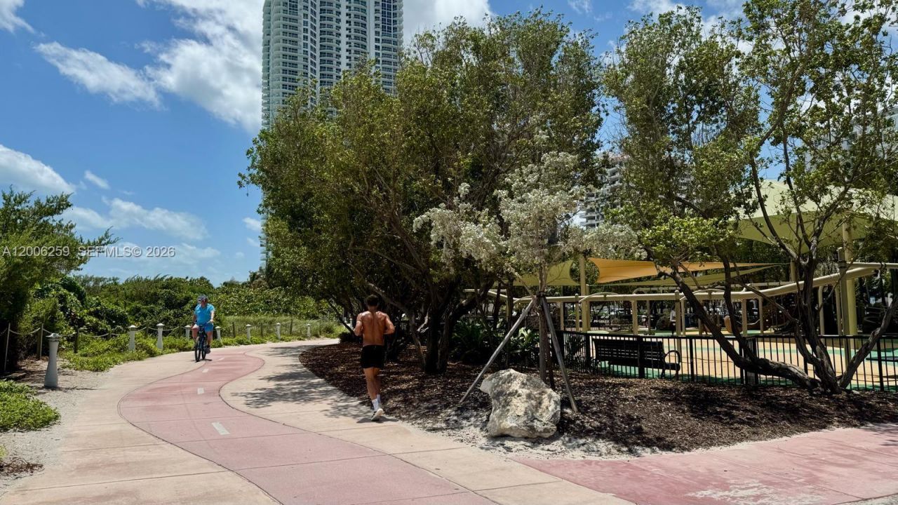 6515 Collins Ave, Unit 1505, Miami Beach, FL 33141 Photo