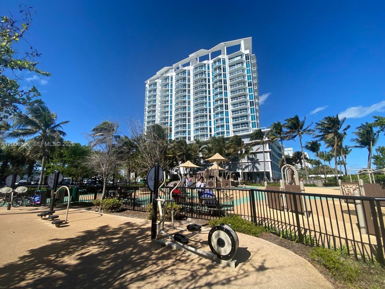 6515 Collins Ave, Unit 1505, Miami Beach, FL 33141 Photo