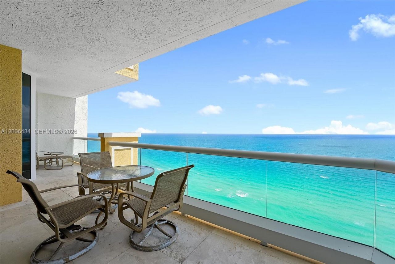 17875 Collins Ave , Unit 2702, Sunny Isles Beach, FL 33160 Photo