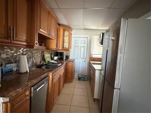 1430 NE 170th St, Unit 225, North Miami Beach, FL 33162