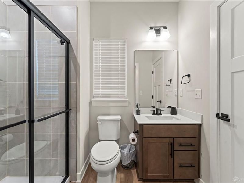 9886 Fairwater Springs Drive, Centerville, OH 45458 Photo 22