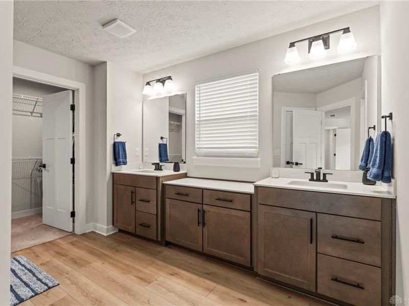 9886 Fairwater Springs Drive, Centerville, OH 45458 Photo 36