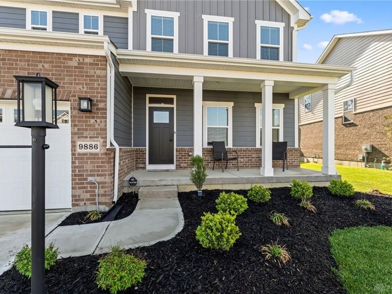 9886 Fairwater Springs Drive, Centerville, OH 45458 Photo 4