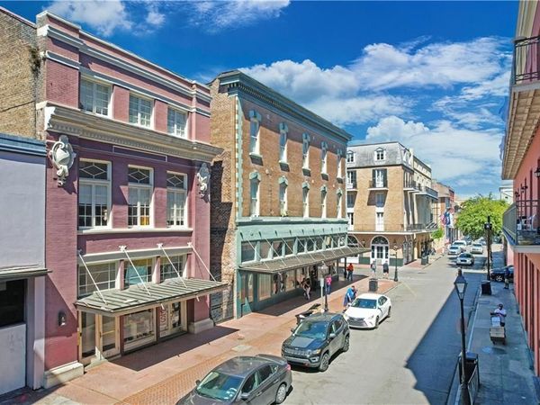 237 DAUPHINE Street , Unit 7, New Orleans, LA 70112