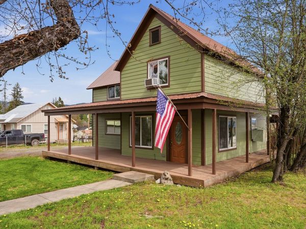 404 N Spokane St, Newport, WA 99156