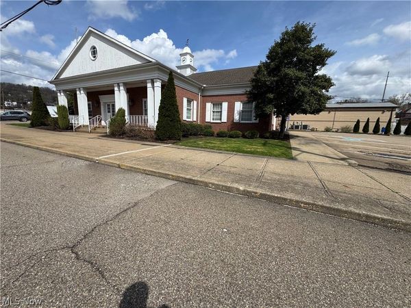 530 Broadway , East Liverpool, OH 43920