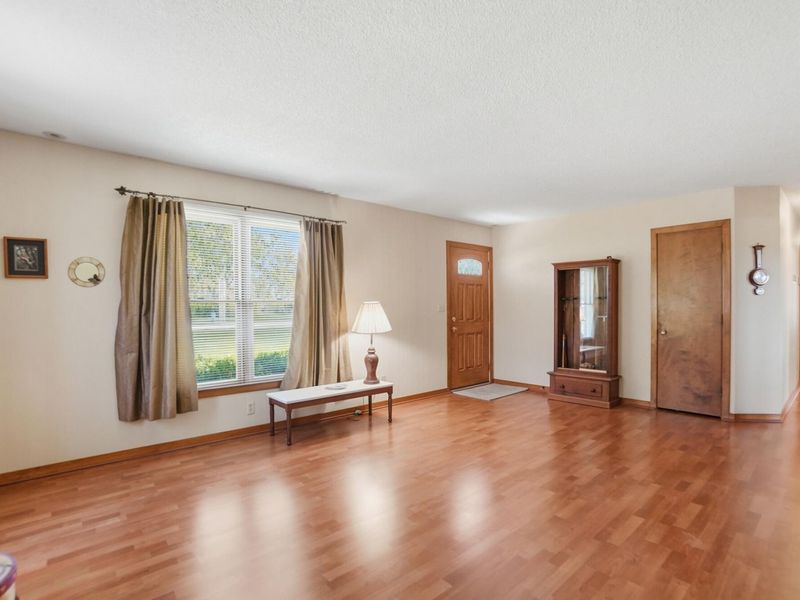 14031 Kohler Road, Wapakoneta, OH 45895 Photo 11