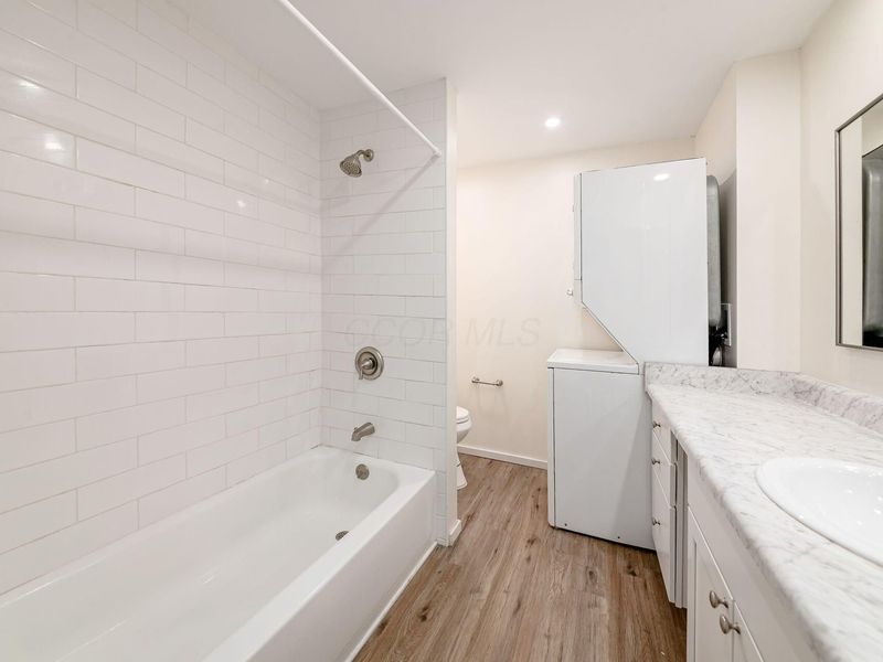 105 E Ticonderoga Drive , Unit 16A, Westerville, OH 43081 Photo 29