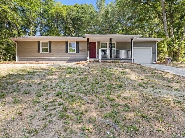 4583 N Woodlake Lane SE, Conyers, GA 30013