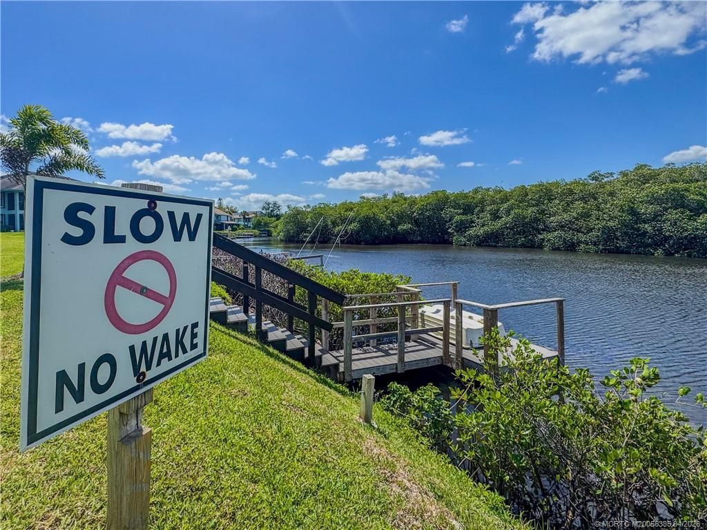 950 S Kanner Highway, Unit UN204, Stuart, FL 34994 Photo