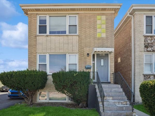 4951 W Foster Avenue , Unit 2, Chicago, IL 60630