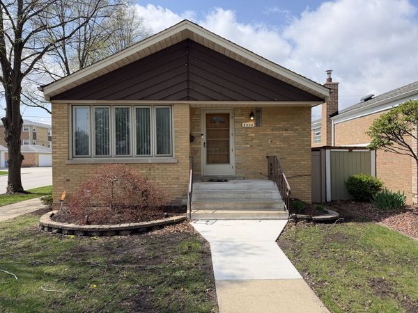 5258 S Mulligan Avenue , Chicago, IL 60638