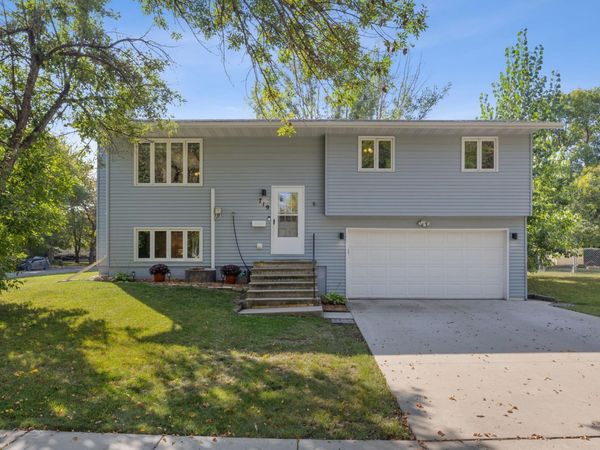 719 10th Avenue E, West Fargo, ND 58078