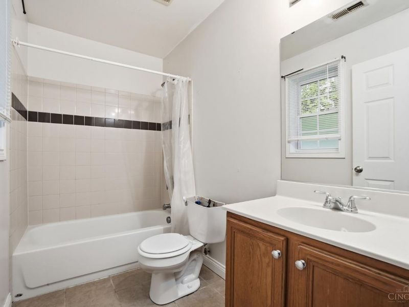 2342 Washington Avenue, Colerain Township, OH 45231 Photo 16