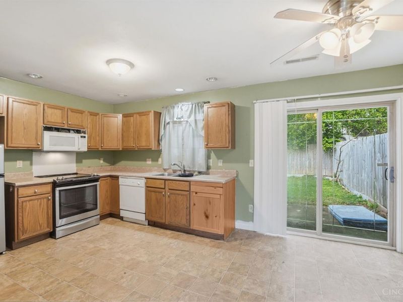 2342 Washington Avenue, Colerain Township, OH 45231 Photo 8