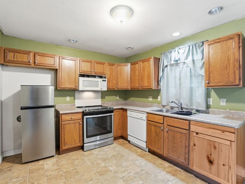 2342 Washington Avenue, Colerain Township, OH 45231 Photo 9