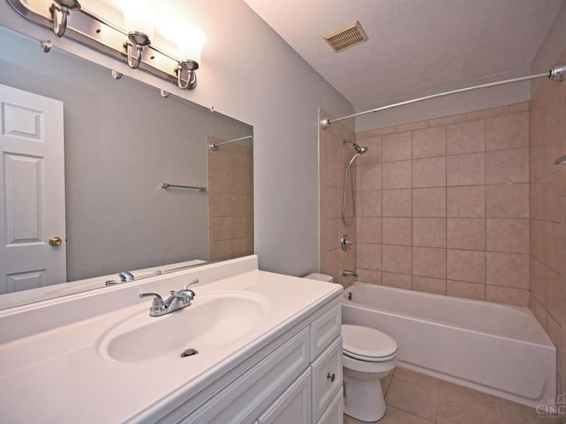 3467 Amberway Court, Colerain Township, OH 45251 Photo 18