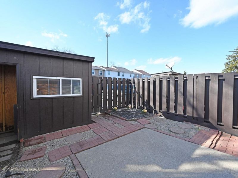 3467 Amberway Court, Colerain Township, OH 45251 Photo 32