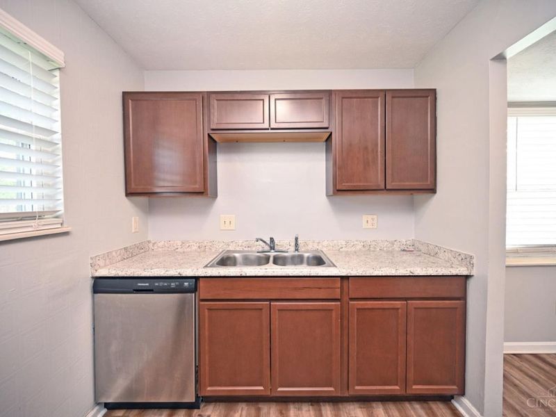 3467 Amberway Court, Colerain Township, OH 45251 Photo 5