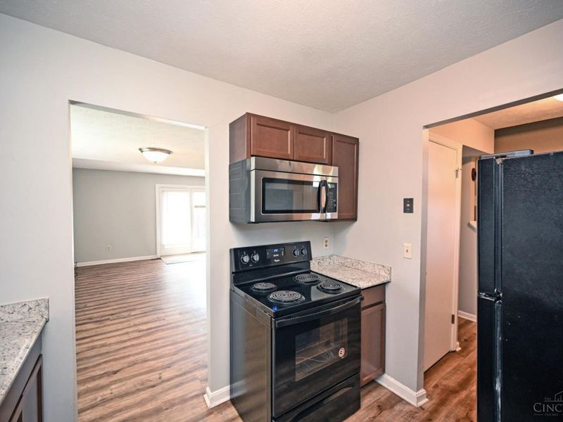 3467 Amberway Court, Colerain Township, OH 45251 Photo 6