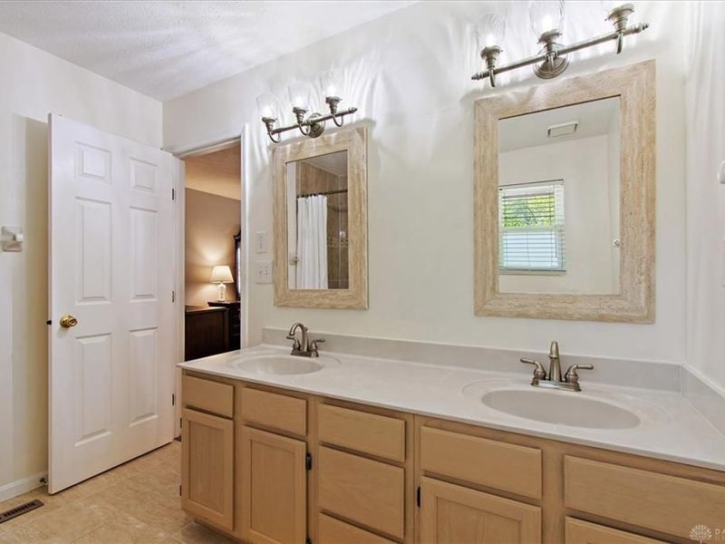 6702 Eldorado Drive, Liberty Township, OH 45044 Photo 12