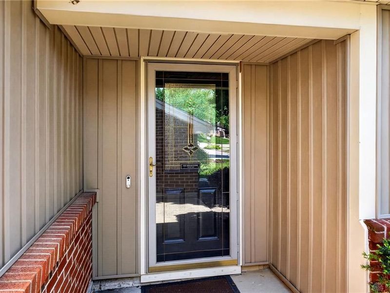 9954 Bannon Court, Miamisburg, OH 45342 Photo 3