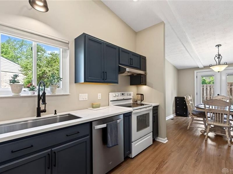 9954 Bannon Court, Miamisburg, OH 45342 Photo 7