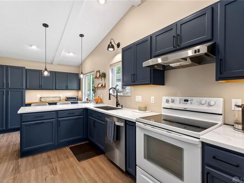 9954 Bannon Court, Miamisburg, OH 45342 Photo 8