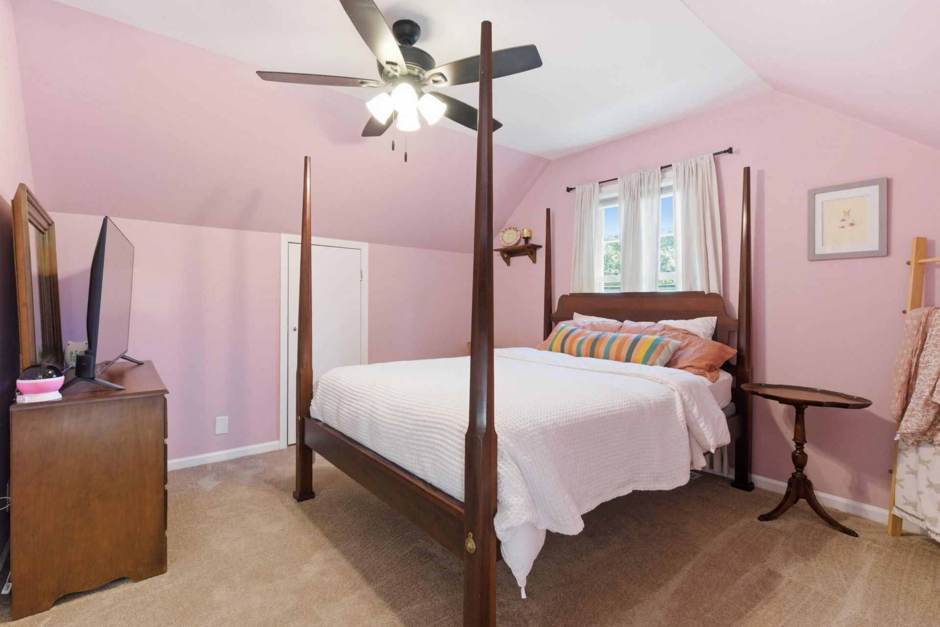 105 Wainwright Manor Photo 25
