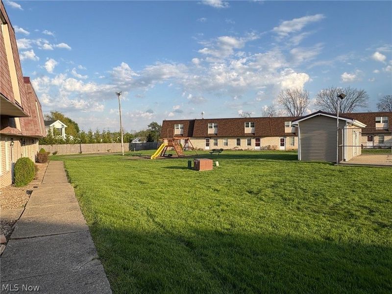 4263 Bennington Boulevard, Brunswick, OH 44212 Photo 4
