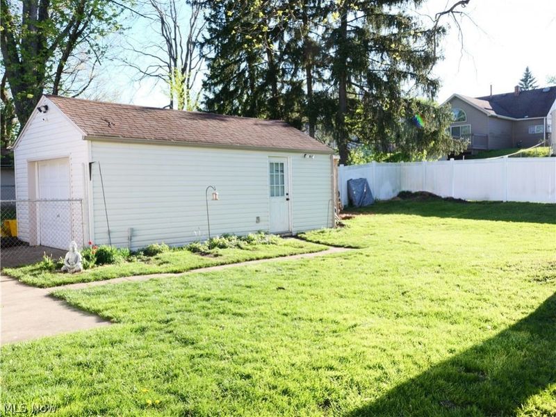 252 Parkgate Avenue, Austintown, OH 44515 Photo 5