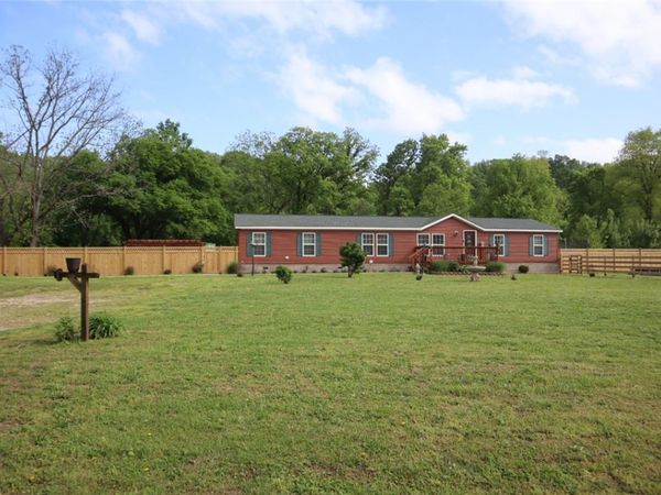 16123 Fruitwood Road , Gravette, AR 72736