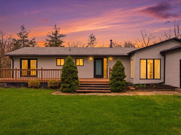 9095 Huron River Drive, Brighton, MI 48116