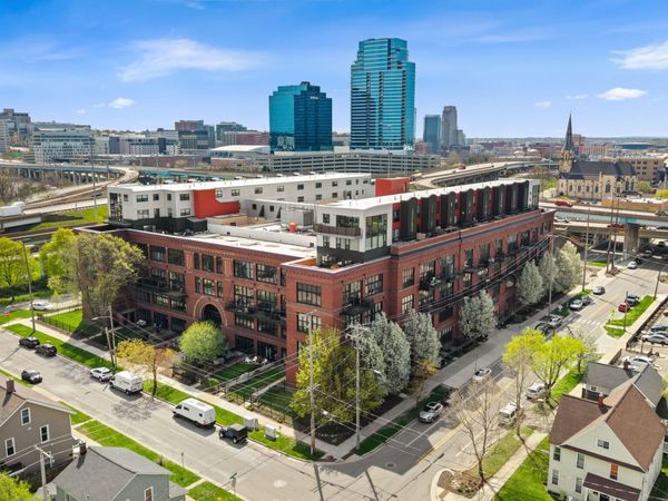 600 Broadway Avenue NW, Unit 203, Grand Rapids, MI 49504