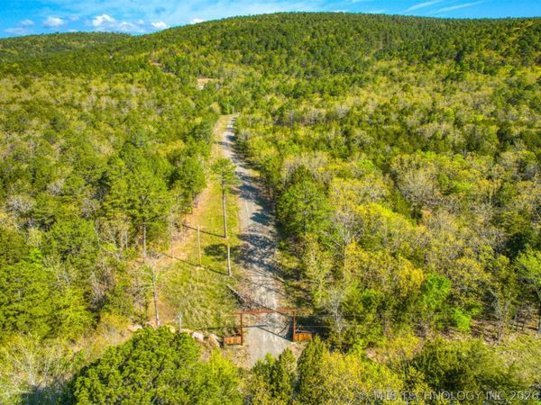 40 Savage Road, Pittsburg, OK 74560