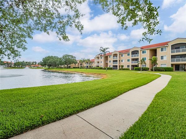 1590 S 42nd Circle, Unit 105, Vero Beach, FL 32967
