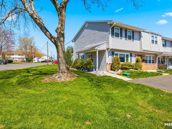 52 Galewood Drive 52, Unit 52, OLD BRIDGE, NJ 07747