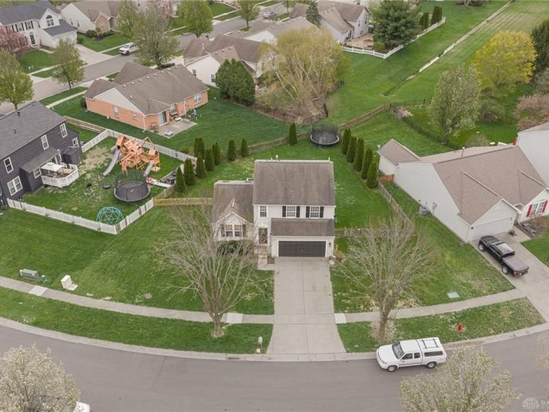 111 McDaniels Lane, Springboro, OH 45066 Photo 2