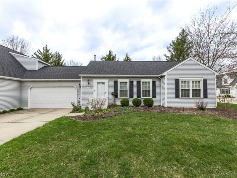 3513 E Prescott Circle , Cuyahoga Falls, OH 44223 Photo 1