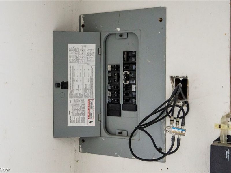 3513 E Prescott Circle , Cuyahoga Falls, OH 44223 Photo 14