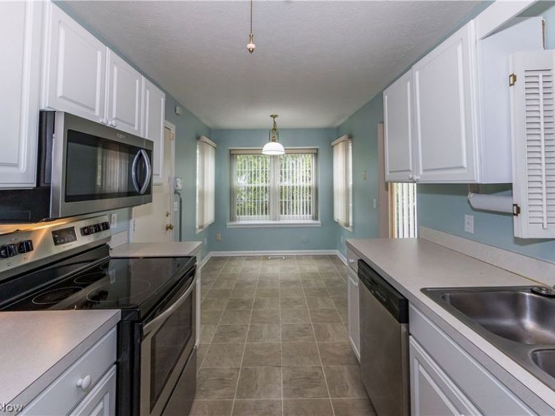 3513 E Prescott Circle , Cuyahoga Falls, OH 44223 Photo 22