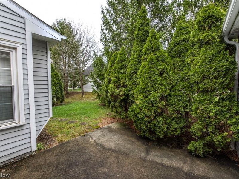 3513 E Prescott Circle , Cuyahoga Falls, OH 44223 Photo 5