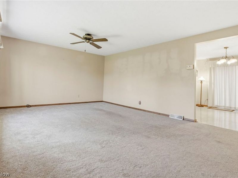 12555 Kaywood Street NW, Massillon, OH 44647 Photo 8