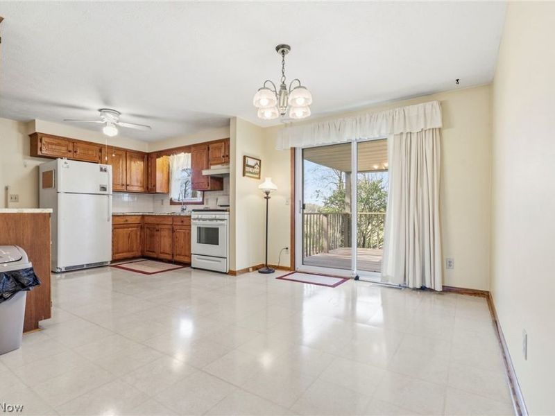 12555 Kaywood Street NW, Massillon, OH 44647 Photo 9