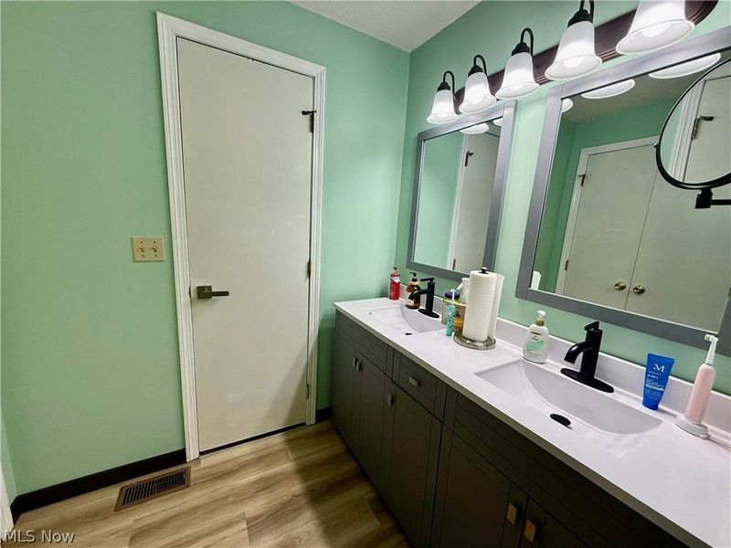 5264 Brockton Drive , Stow, OH 44224 Photo 19