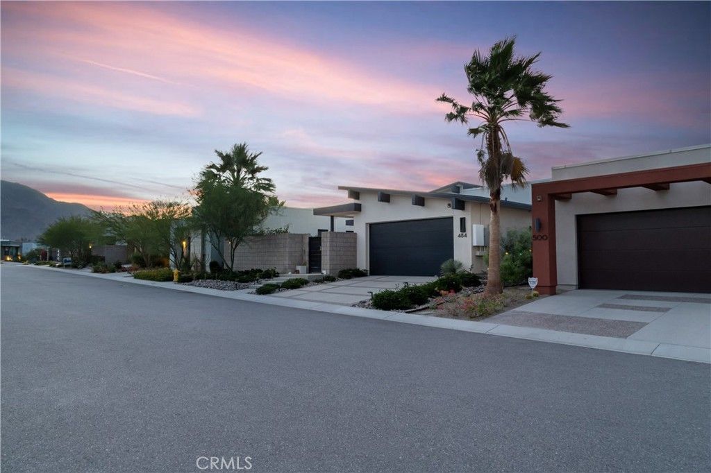 484 Fountain, Palm Springs, CA 92262 Main Photo