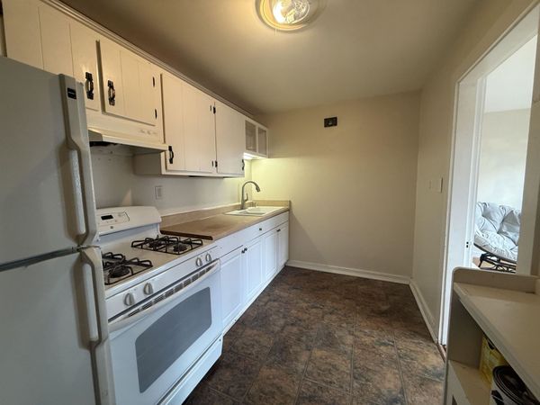 442 Merrimack Street, Unit 2W, Manchester, NH 03103