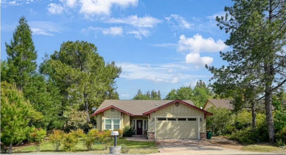 1685 American River Trl, Cool, CA 95614 Photo