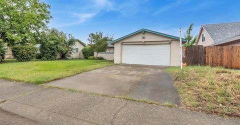 3421 Huntsman Dr, Sacramento, CA 95826 Photo